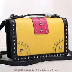 專業(yè)箱包廠家直銷 廣州萬明皮具，開啟男女包袋網(wǎng)絡(luò)代理新商機